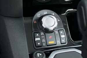 Land Rover Discovery 4