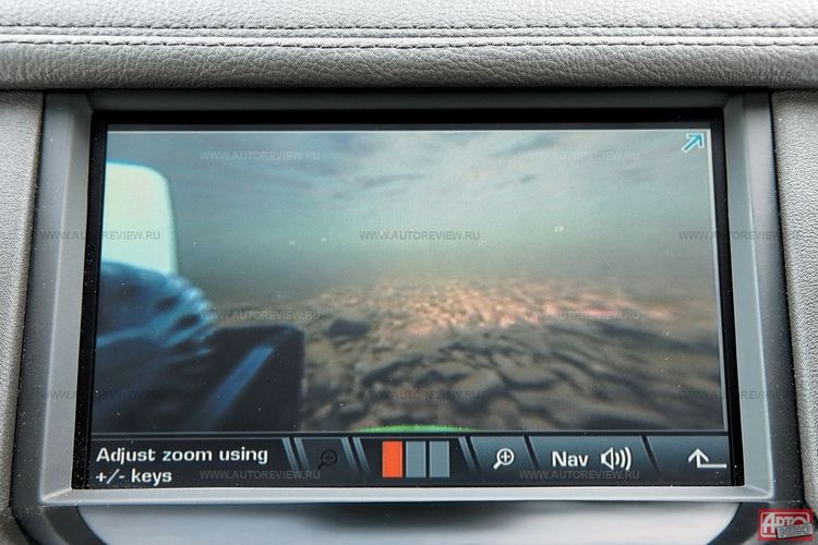 Land Rover Discovery 4