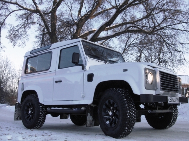 Land Rover Defender