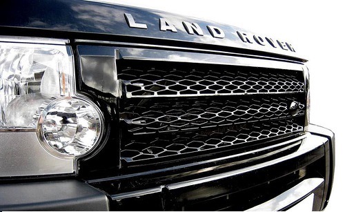 Решетка радиатора Land Rover Discovery